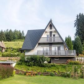 Prázdninový dům Dolce II, hotel in Trutnov