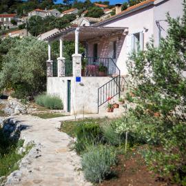 TEUTA Holiday house in National Park
