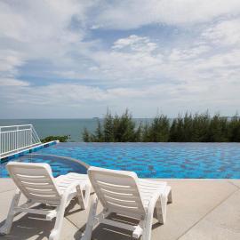 GrandBeach Condo by malai, hotel a Rayong