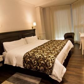 Avent Verahotel، فندق في فيرا