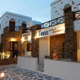 Tinos Suites & Apartments, hotel in Agios Ioannis