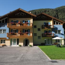 Residence Alice, hotel em Celledizzo