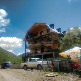 Ushguli Panorama Guest House, khách sạn ở Ushguli