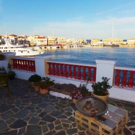 Locadiera Pansion, hotell i Ermoupoli