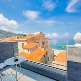 Ossuna Bay Hotel, hotell sihtkohas Cefalù