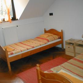 Krisztina Apartman、バラトンアルマーディのホテル
