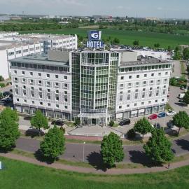 Globana Airport Hotel, хотел в Шкойдиц