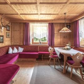 XL Appartements Steinhaus, hotel a Cadipietra