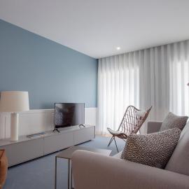Downtown Luxury Studio with Balcony by Liiiving