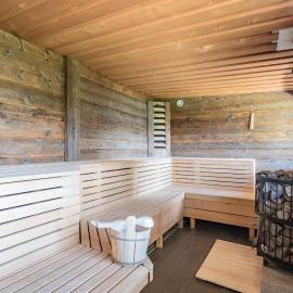 Rinderberg Lodge, khách sạn ở Zweisimmen
