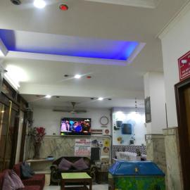 Hotel Prince Palace (The Green), khách sạn ở New Delhi