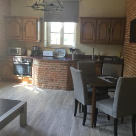 Logis de l'orangerie, hotel in Courcelles-sous-Moyencourt