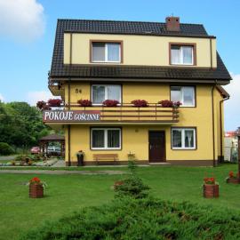 Kwatery Prywatne Regina Pociask, hotel in Dziwnówek