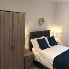 1 Helena House Brownlow Road