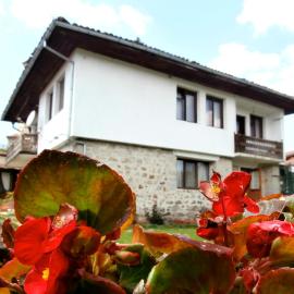 The Gates Apartments, hotel in Koprivshtitsa