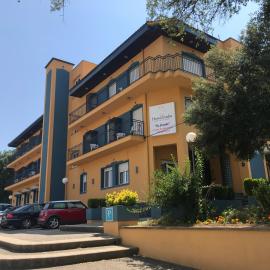 Hotel Esteba，卡爾達斯－德馬拉韋利亞的飯店