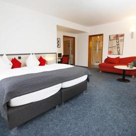 Hotel 7 Säulen GmbH, hotel em Dessau