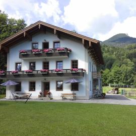 Ferienwohnungen am Märchenpark, hotel u gradu Markvartštajn