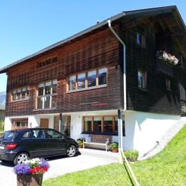 Haus Erna Schoppernau, hotel a Schoppernau