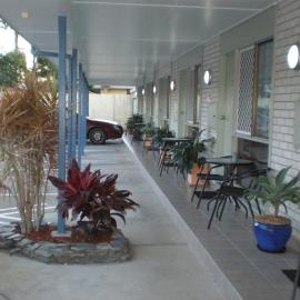 Twin Towns Motel