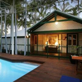 Pinctada McAlpine House, hotel Brooméban