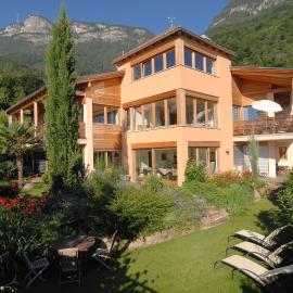 Schloss-Hof, hotel di Appiano sulla Strada del Vino
