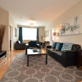 The SoMa Furnished Residences, hotel in Hamilton