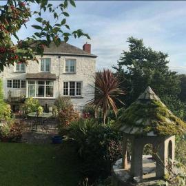 Central Boscastle studio flat