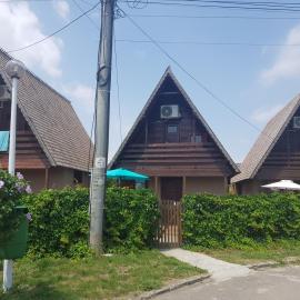 Casutele Intim, hotel in Costinesti