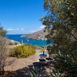 Stone house with a magical view, מלון בOtziás