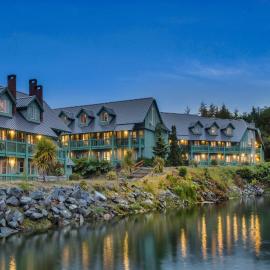 Canadian Princess Lodge & Marina, хотел в Уклуелет