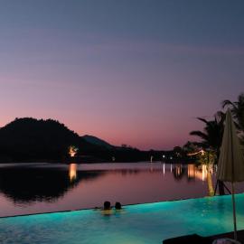 Inlaya Ratchaburi, hotel en Ratchaburi