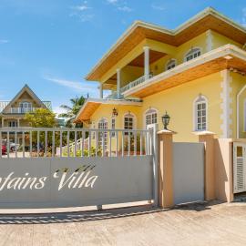 Captain's Villa, hotel din Takamaka