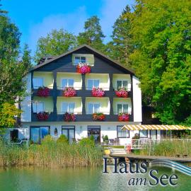 Haus am See: Sankt Kanzian şehrinde bir otel