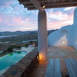 3 Bedroom Cycladic Villa Lia, hotel a Kalafatis