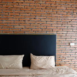 Black Elephant Boutique, hotel di Suratthani