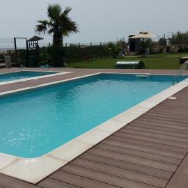 appart luxueux pieds dans l'eau Sousse port Kantaoui – hotel w mieście Port El Kantaoui