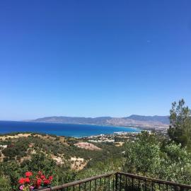 Philip's Holiday House, hotel in Neo Chorio
