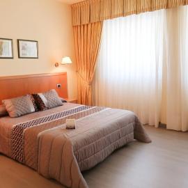 Hotel O Camiño, hotell sihtkohas O Barco de Valdeorras