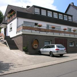 Weingut & Gästehaus Mees, hotel a Briedel