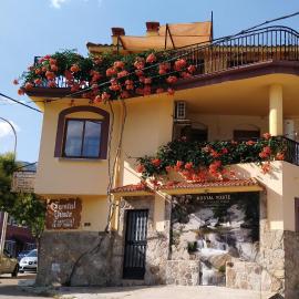 Hostal Yuste، فندق في جارجانتا لا أولا