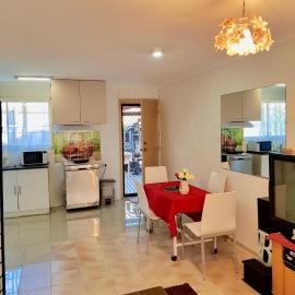 JJJGM PLACE @ ALEX HILLS, hotel i Ormiston