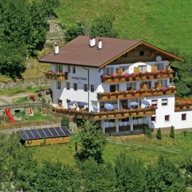 Gasthof Walde, hotelli kohteessa Rifiano
