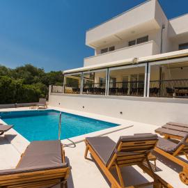 Slatine में, होटल Luxury Villa Magico
