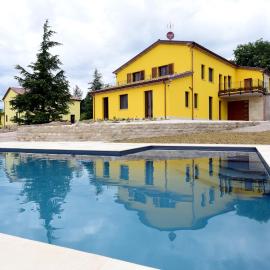 La Cerqua, hotel in Arcevia