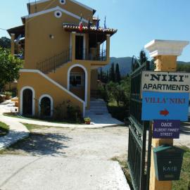 Niki Apartments