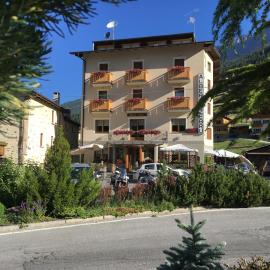 Hotel Zebrù, hotel u gradu Valfurva