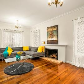 Holiday Home, hotel di Melbourne