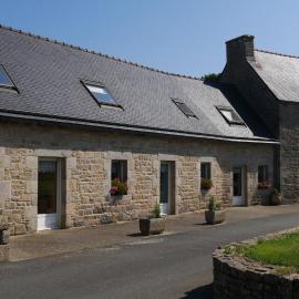 La ferme Guibel, хотел в Plouzélambre