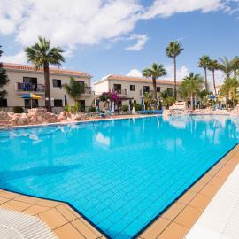 Loutsiana Deluxe Apts, hotel a Ayia Napa
